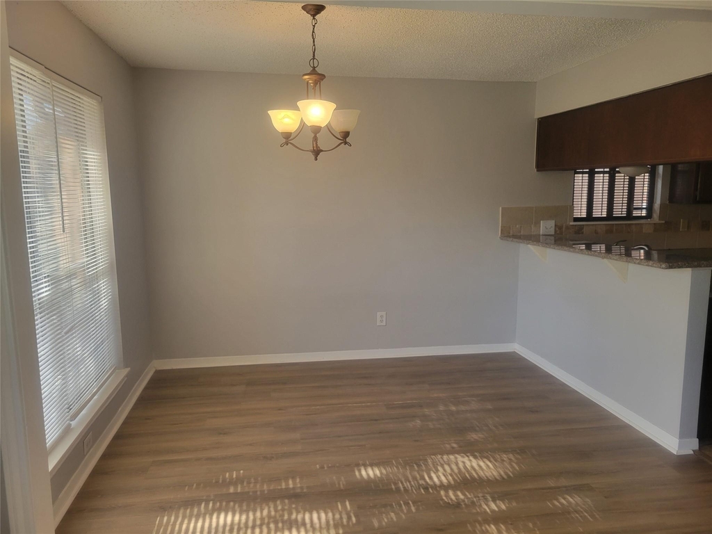 3046 Mosby Drive - Photo 8