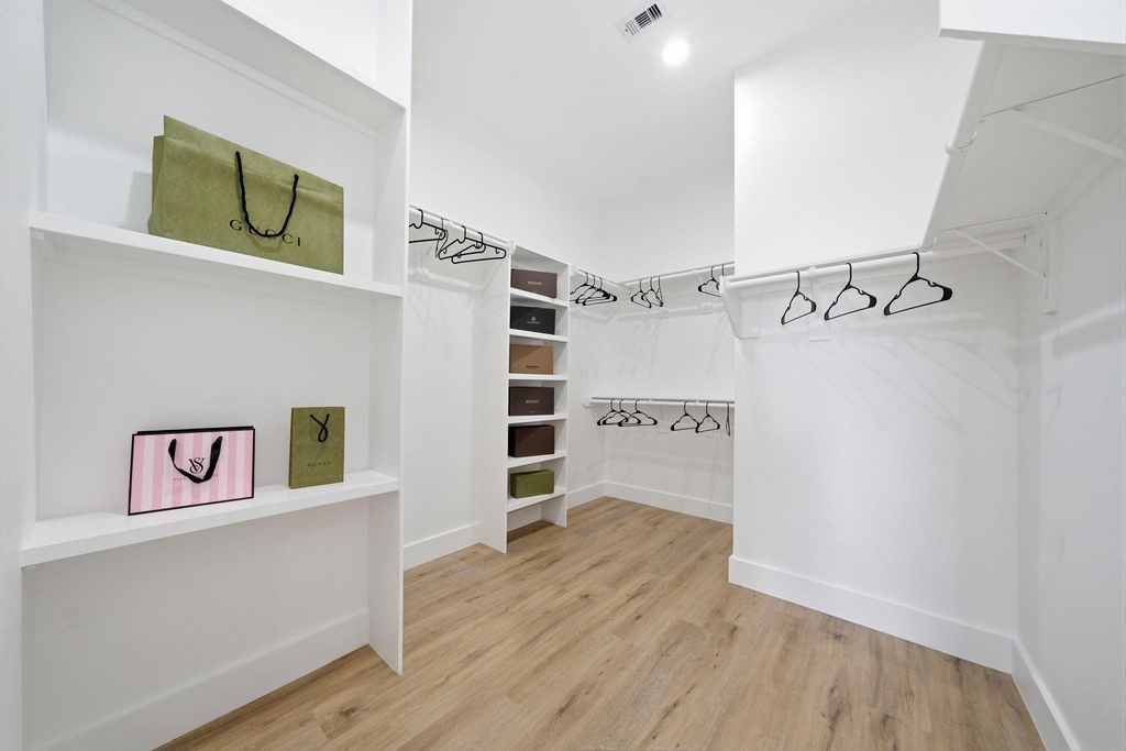8910 Knoll Leaf Drive - Photo 13