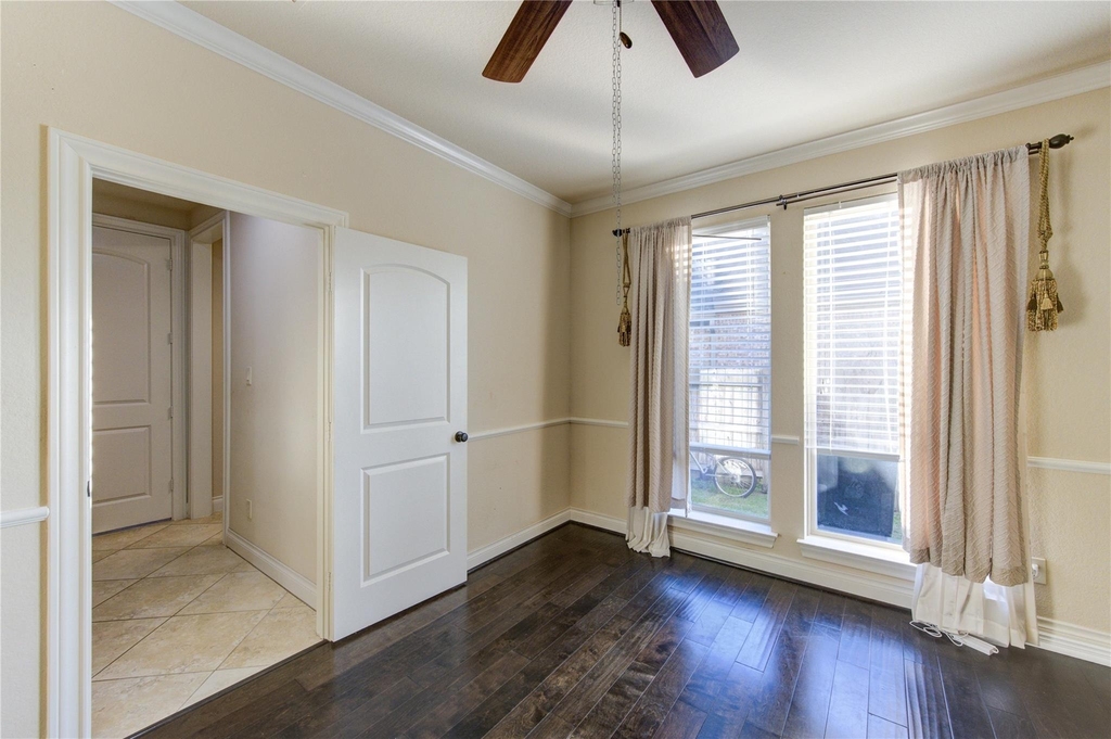 11227 Dunstan Hill Drive - Photo 8
