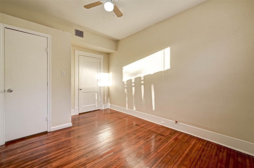 1748 Richmond Avenue - Photo 14