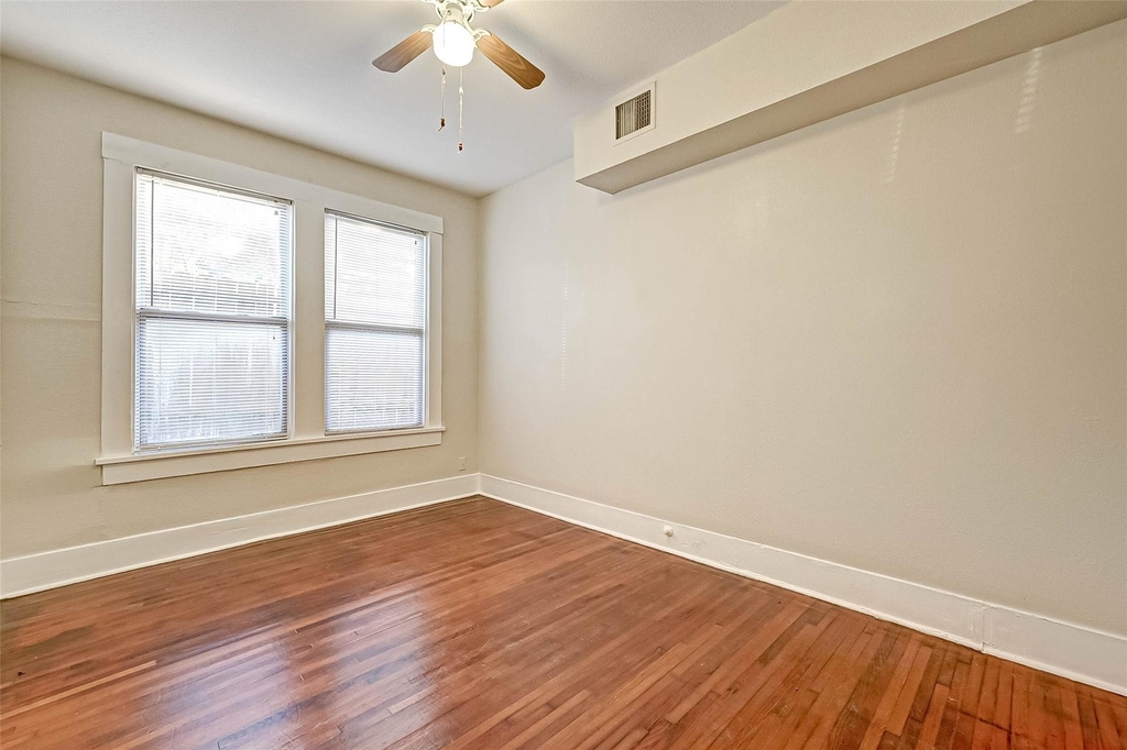 1748 Richmond Avenue - Photo 18