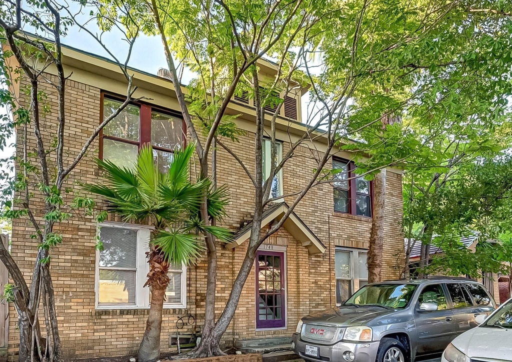 1748 Richmond Avenue - Photo 1