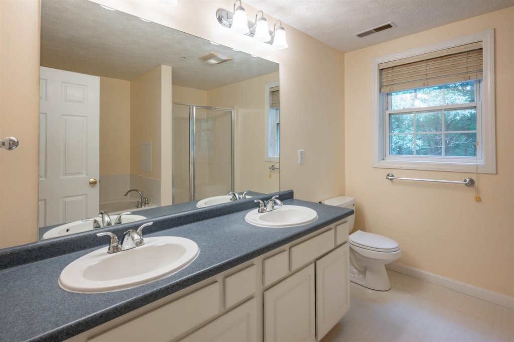 69 Georgetowne - Photo 10