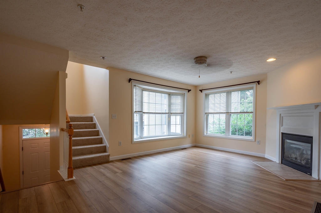 69 Georgetowne - Photo 5