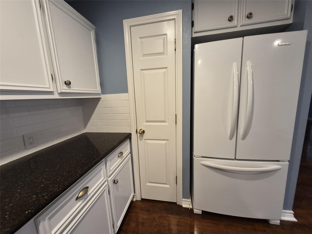 330 Holiday Lane - Photo 13