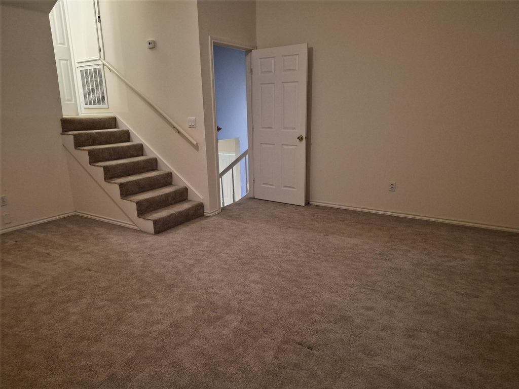 330 Holiday Lane - Photo 29