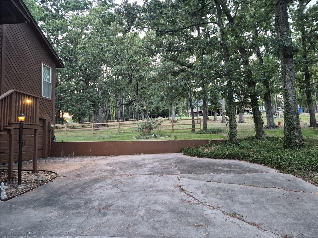 330 Holiday Lane - Photo 3