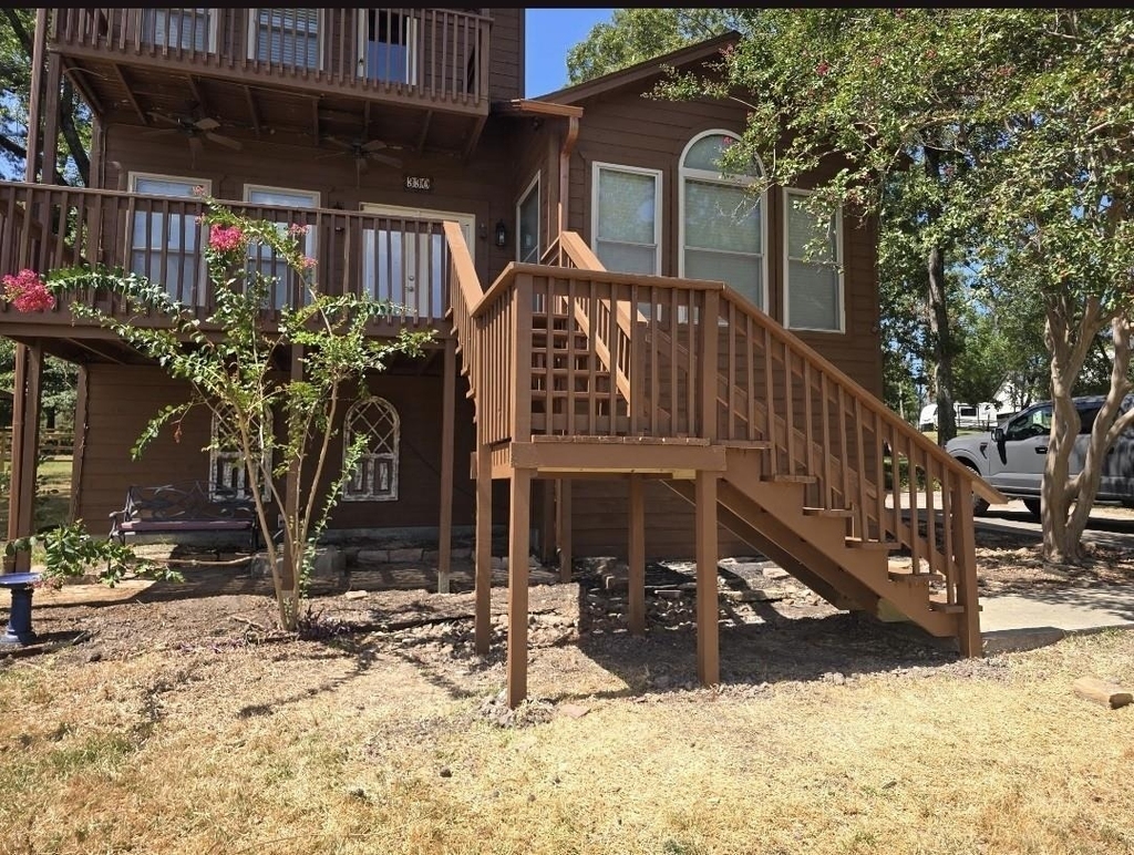 330 Holiday Lane - Photo 1