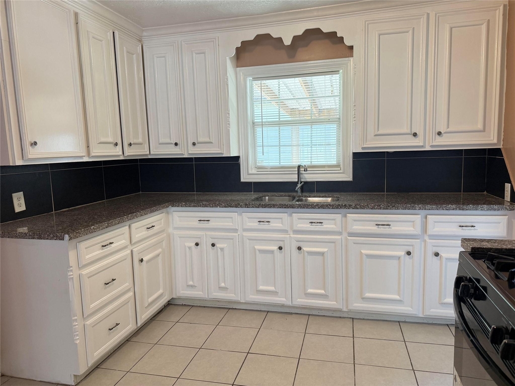 5424 Nightingale Drive - Photo 7