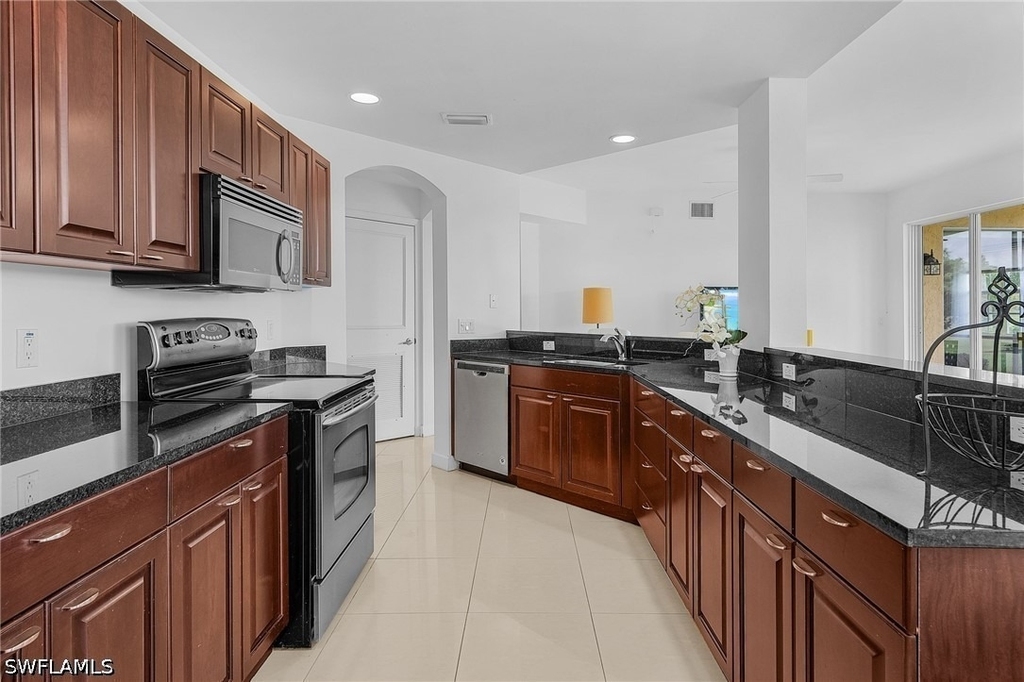 20240 Burnside Place - Photo 14