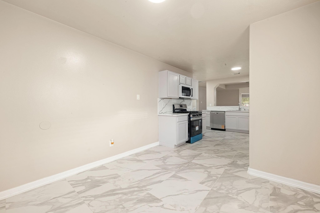 9230 Wolcott Park Lane - Photo 18