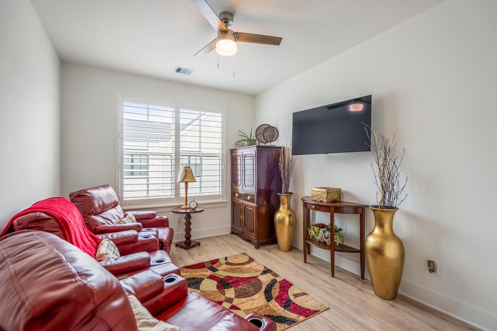 6405 Highland Pine Lane - Photo 29