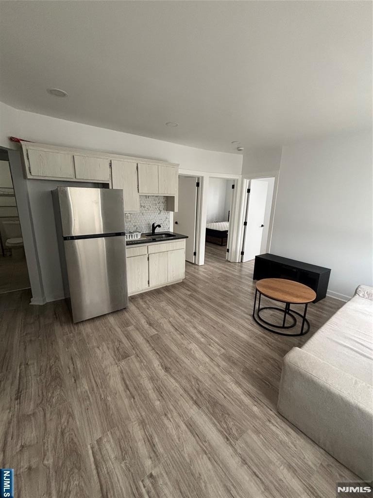 98 Macarthur - Photo 4