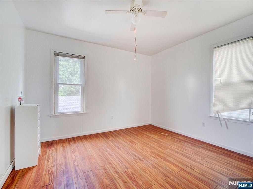 147 Huntington - Photo 8