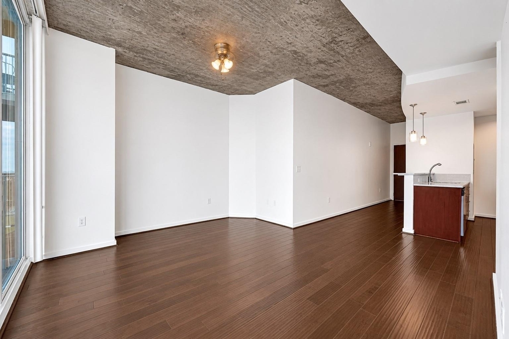 5925 Almeda Road - Photo 1