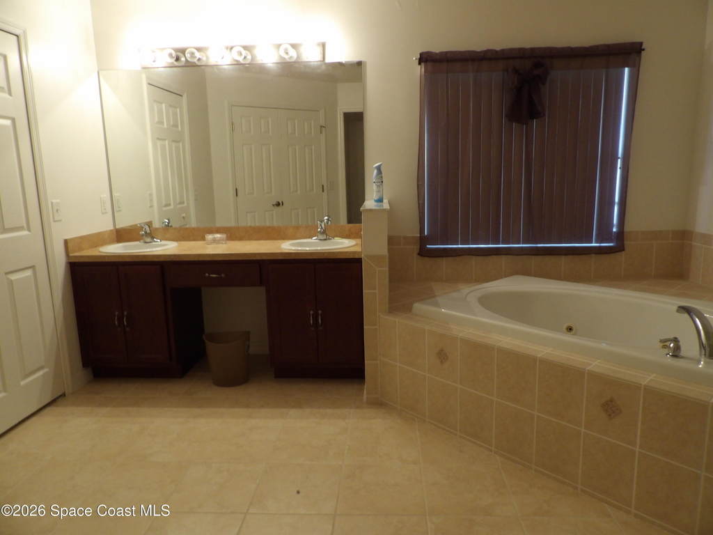 483 Entrada Street Se - Photo 14