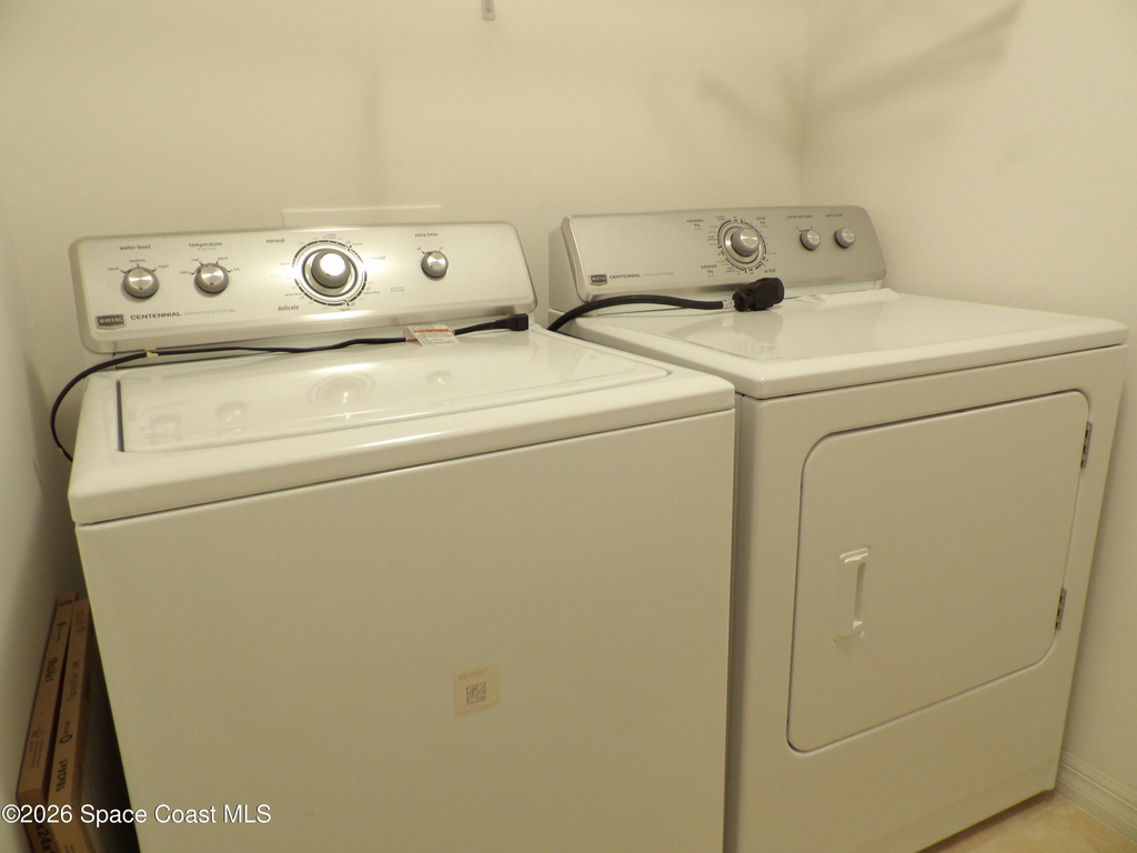 483 Entrada Street Se - Photo 22