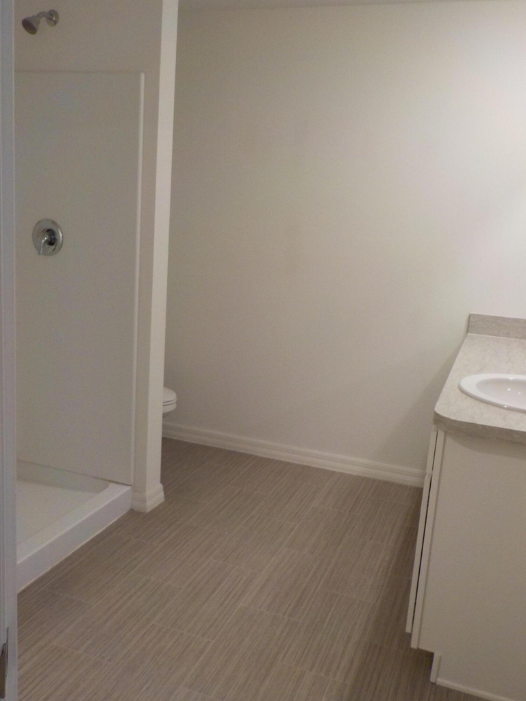 1055 Duxbury Road Se - Photo 3
