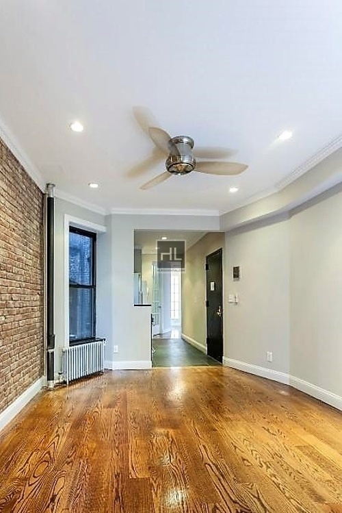 East 116 Street - Photo 6