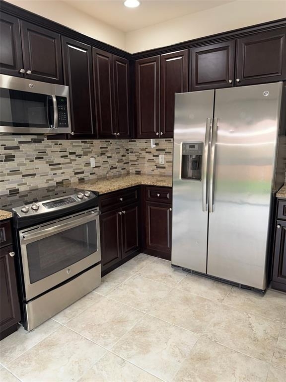 1737 Sommarie Way - Photo 4