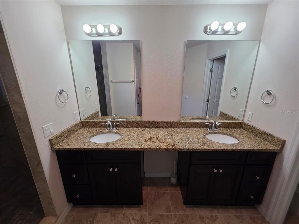 1737 Sommarie Way - Photo 9