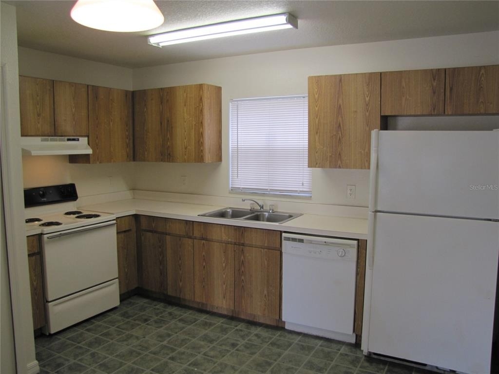 3404 N Garrison Street - Photo 3