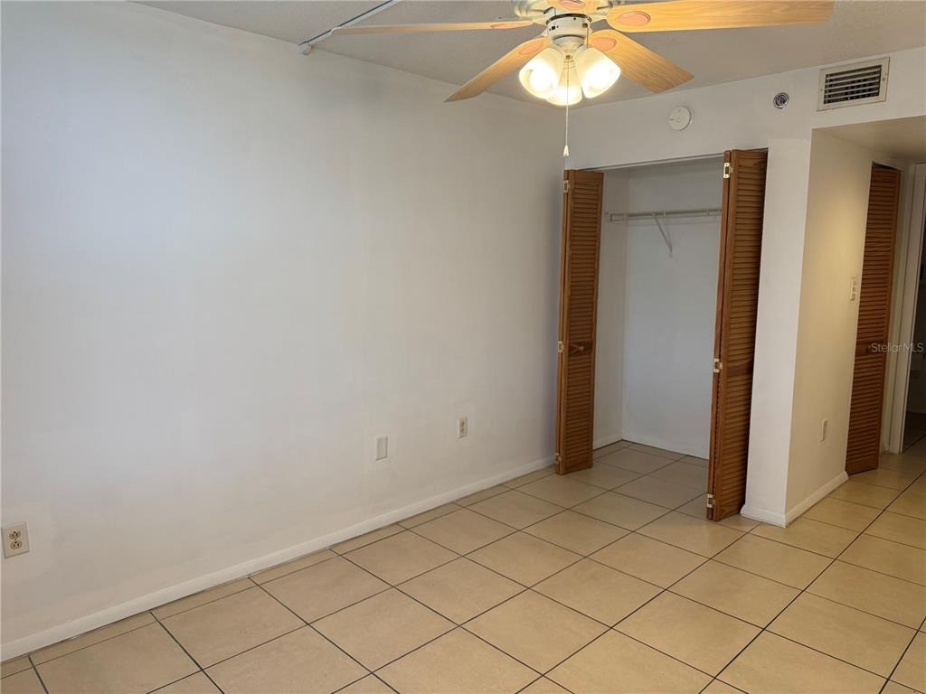 701 S Madison Avenue - Photo 9