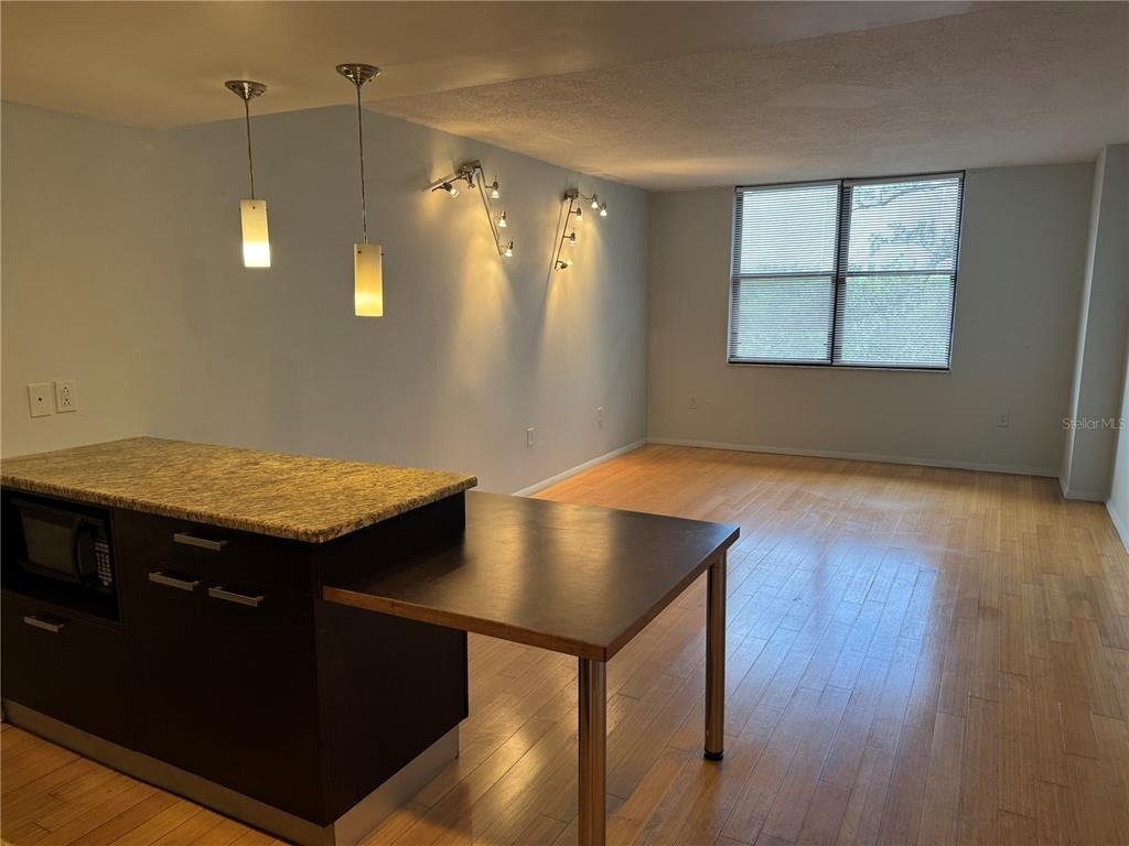 701 S Madison Avenue - Photo 6