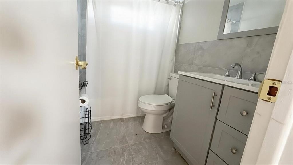 4033 Newcastle Drive - Photo 2