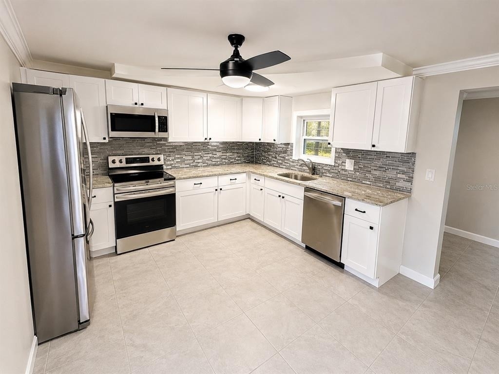 4033 Newcastle Drive - Photo 4