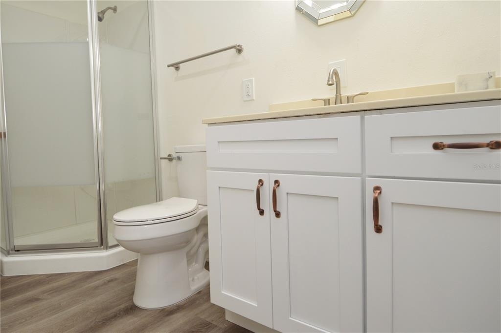 10934 N Boulevard - Photo 25