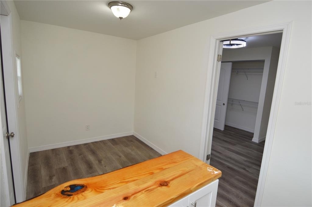 10934 N Boulevard - Photo 18