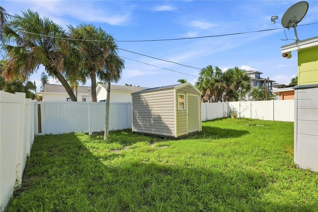 600 79th Avenue - Photo 27
