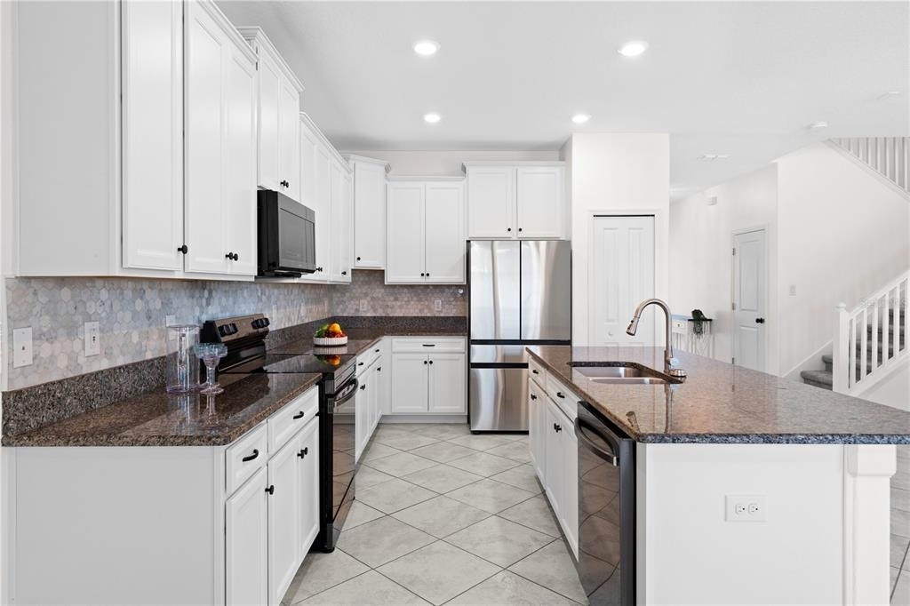 11411 Chilly Water Court - Photo 4
