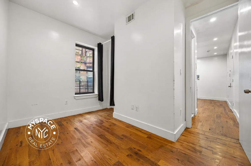 1935 Bergen Street - Photo 2