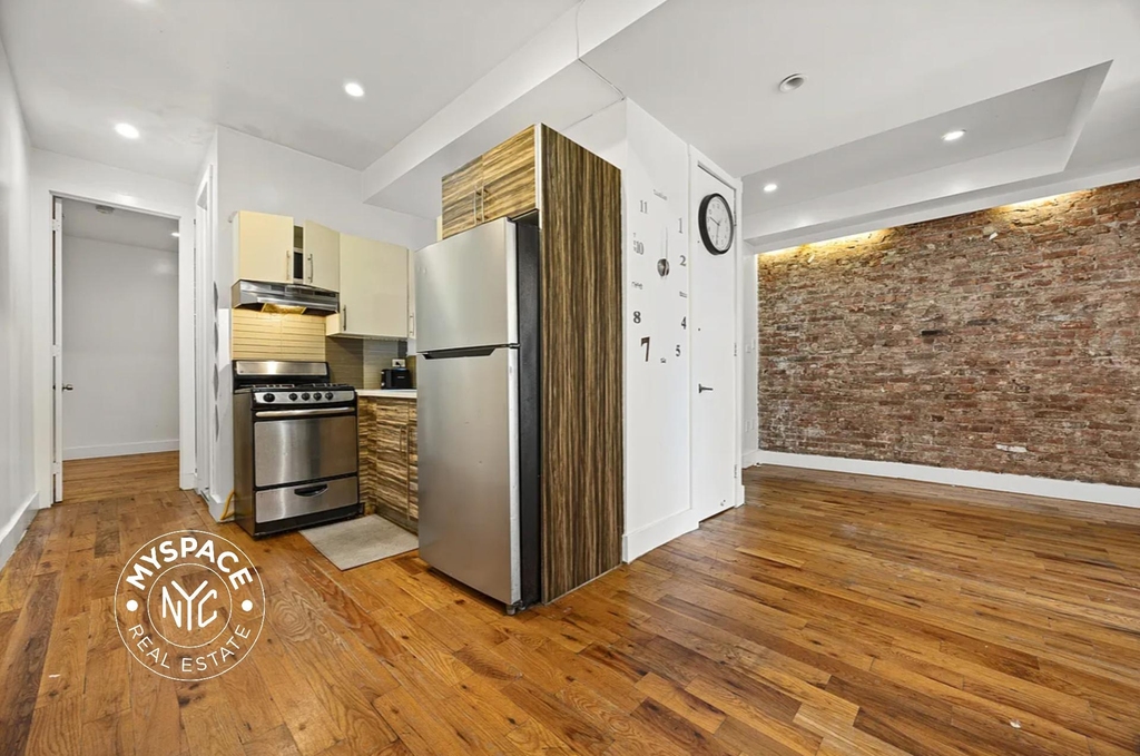 1935 Bergen Street - Photo 3