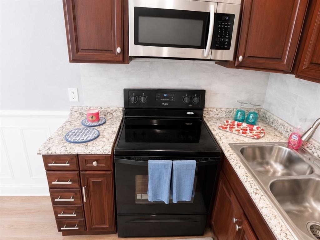4666 Ken Knight Drive N - Photo 4
