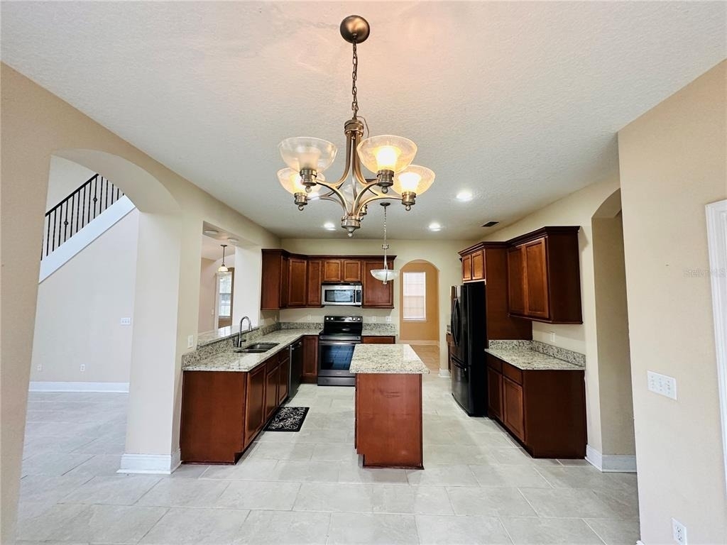 438 Palm Drive - Photo 12