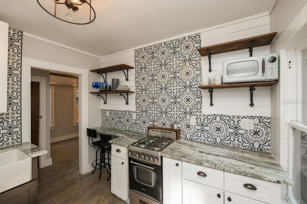 1230 35th Street - Photo 16