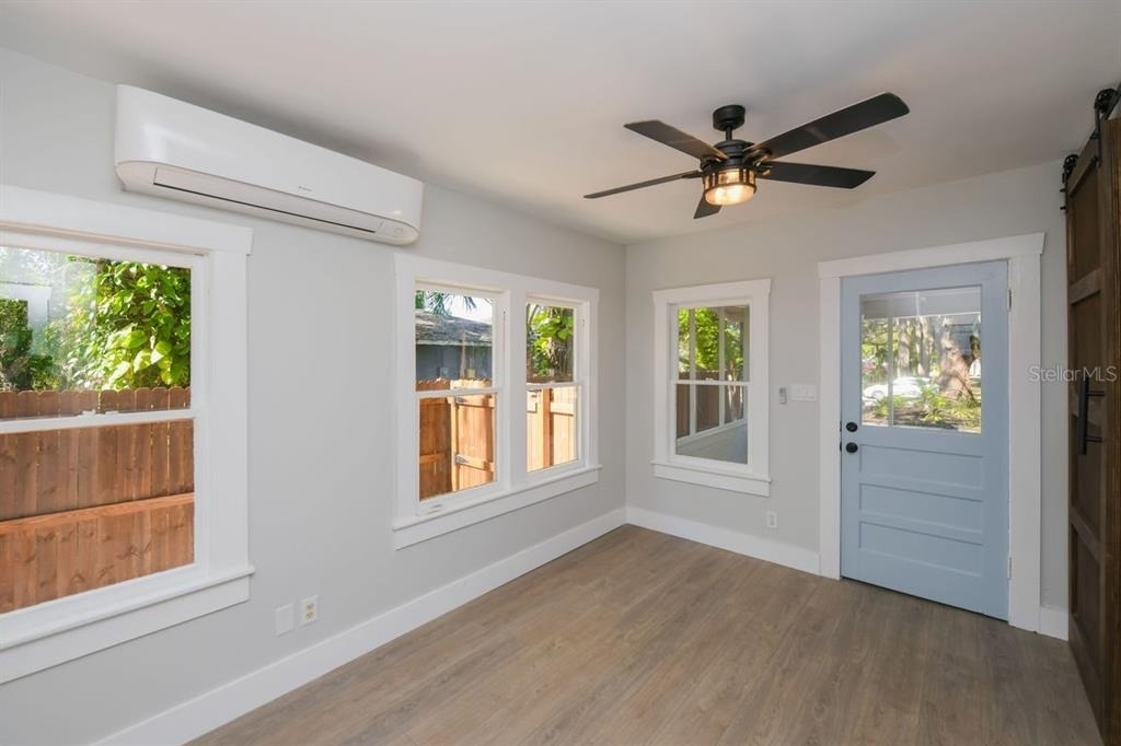 1230 35th Street - Photo 8