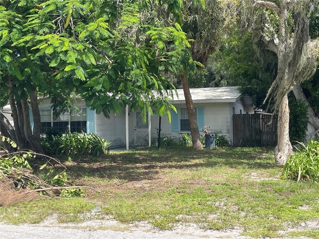 3617 32nd St W - Photo 1