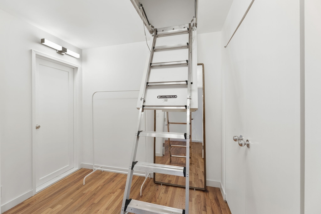 115 4th Avenue - Photo 11