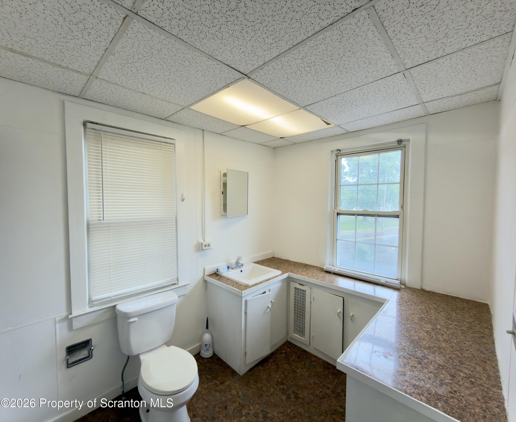 536 Moosic Road - Photo 12