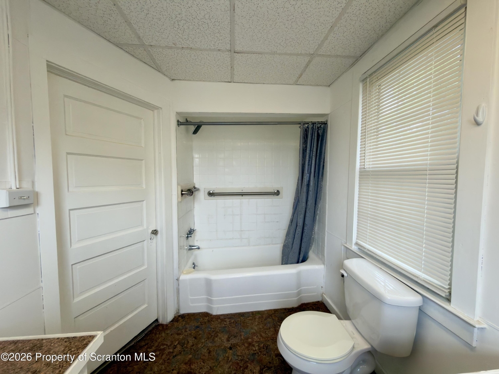 536 Moosic Road - Photo 13