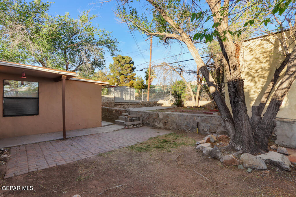 3410 N Stanton Street - Photo 33