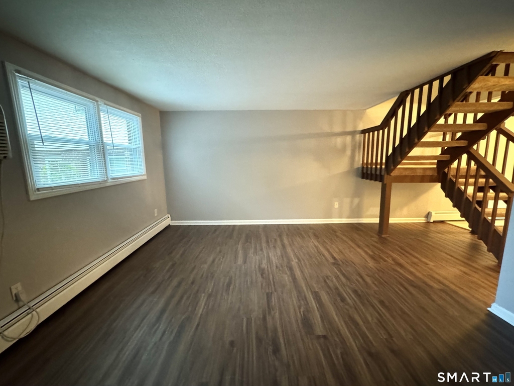 1370 Highland Avenue - Photo 2
