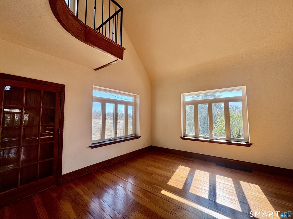 2 Meadow Place - Photo 3