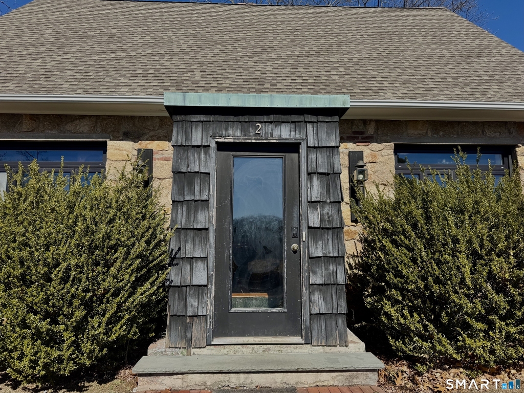 2 Meadow Place - Photo 0
