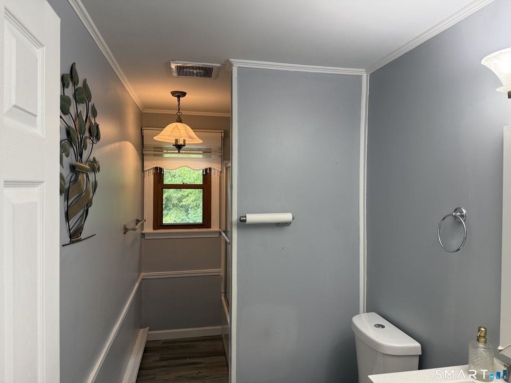 74 Harold Road - Photo 2