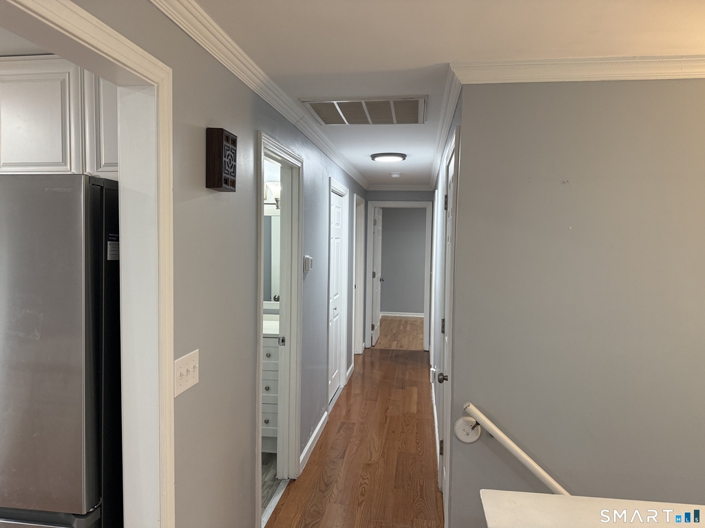 74 Harold Road - Photo 5